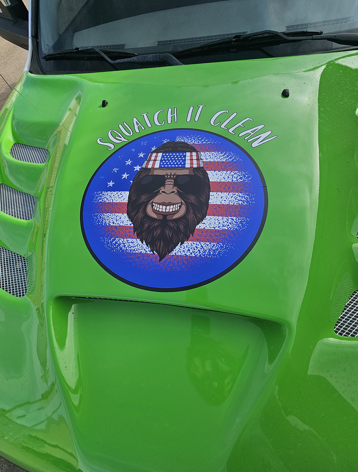 squatch it clean Clean Cans & Outdoor Solutions